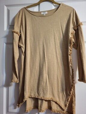 Umgee Small Oversized Tan Fringe-Trim Long Sleeve Tunic